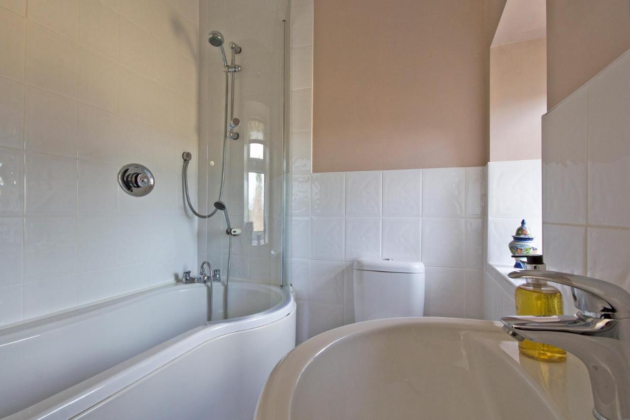 Moorland View Farm B&B Oakamoor Esterno foto