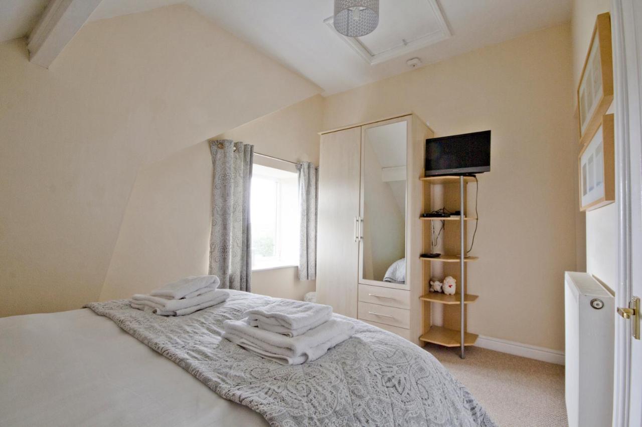 Moorland View Farm B&B Oakamoor Esterno foto