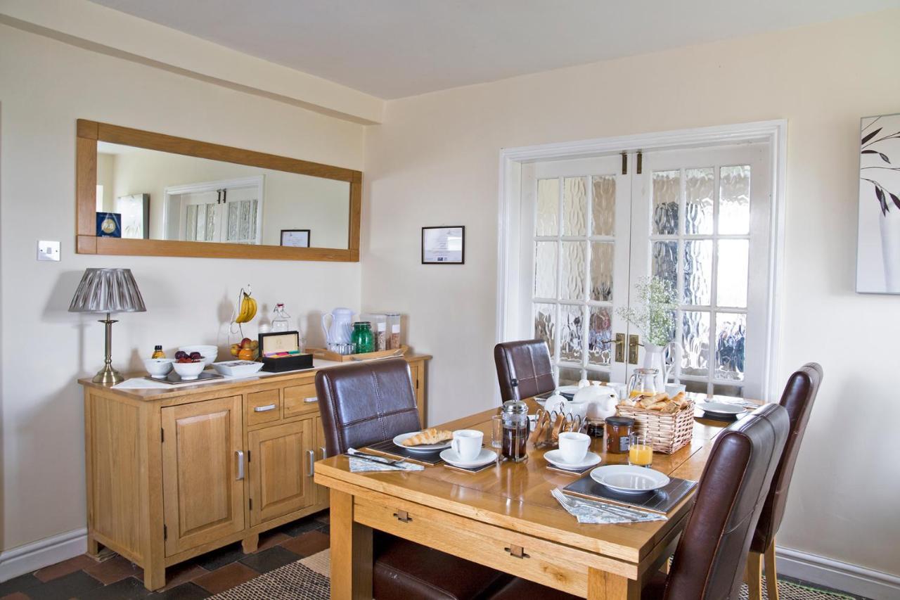 Moorland View Farm B&B Oakamoor Esterno foto